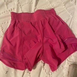 Sonic pink hotty hot HR 4’ shorts